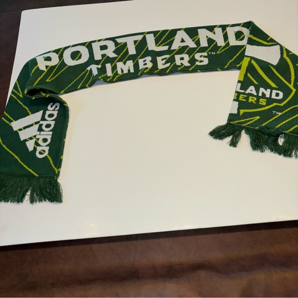 ADIDAS X PORTLAND TIMBERS Scarf UNISEX